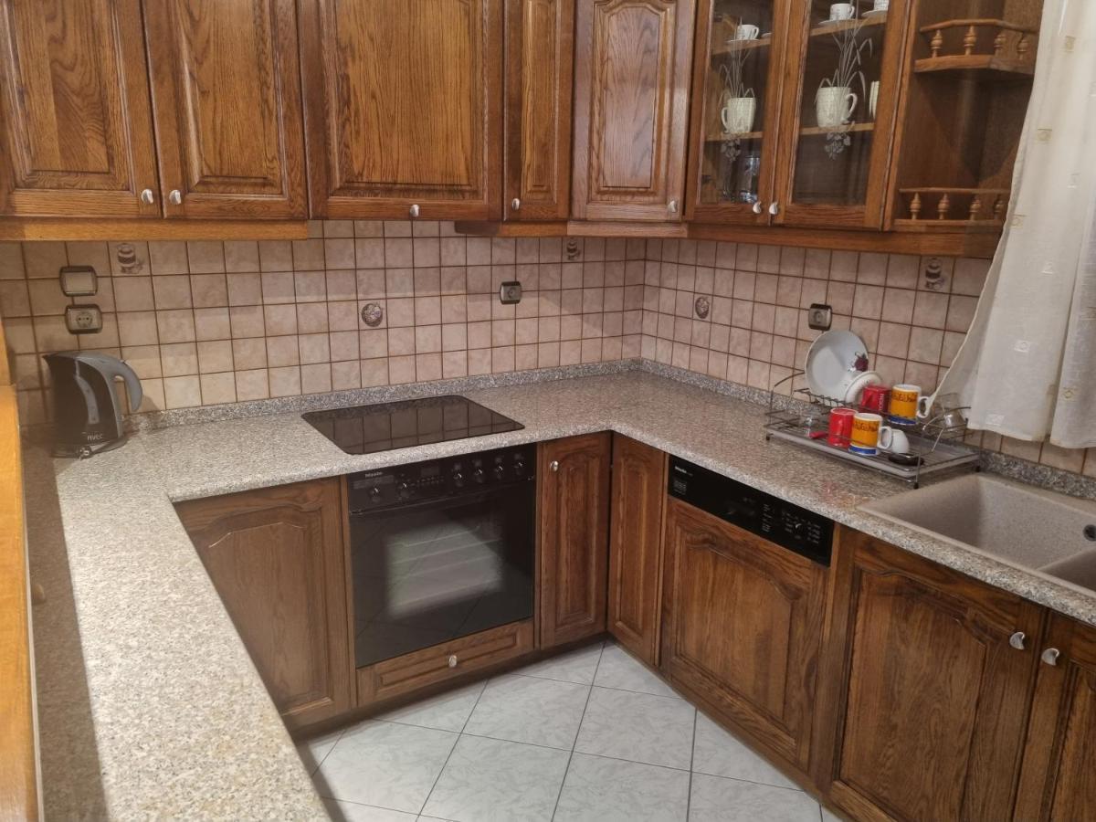 Apartment Theodoros Leonídion Esterno foto