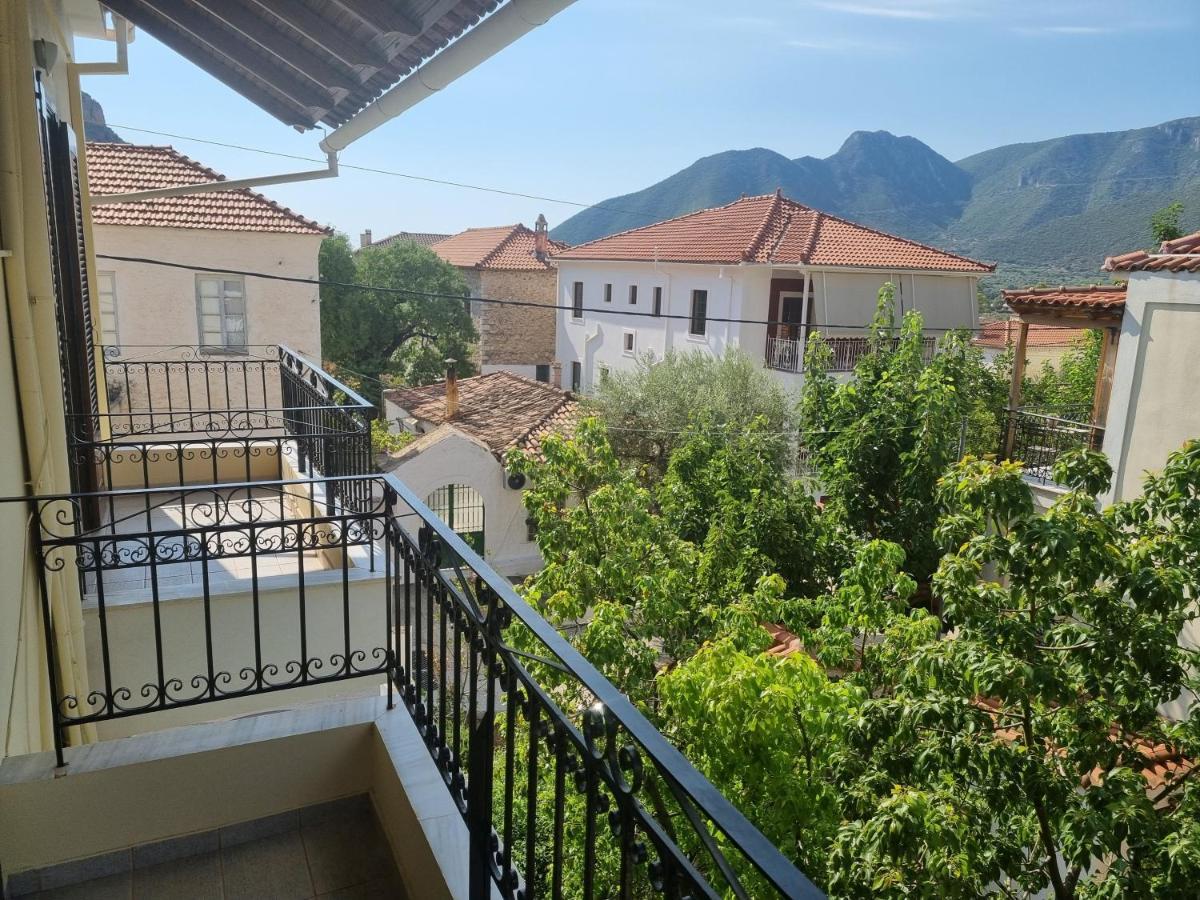Apartment Theodoros Leonídion Esterno foto