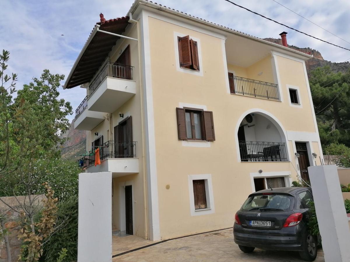 Apartment Theodoros Leonídion Esterno foto